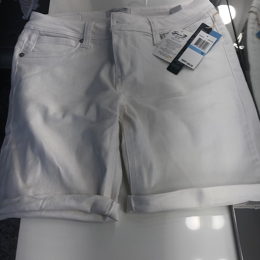 Seven7 Rolled Bermuda Shorts Optic White